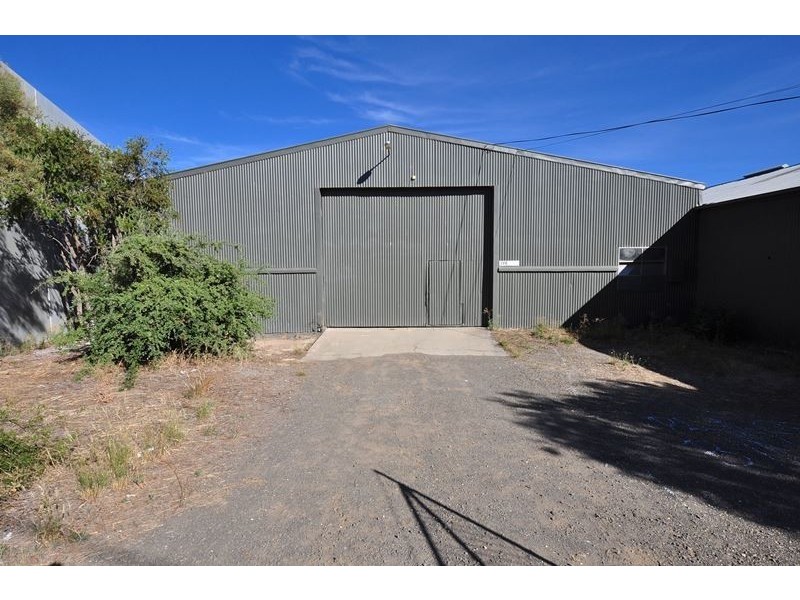 54 Vains Street, Golden Gully VIC 3555