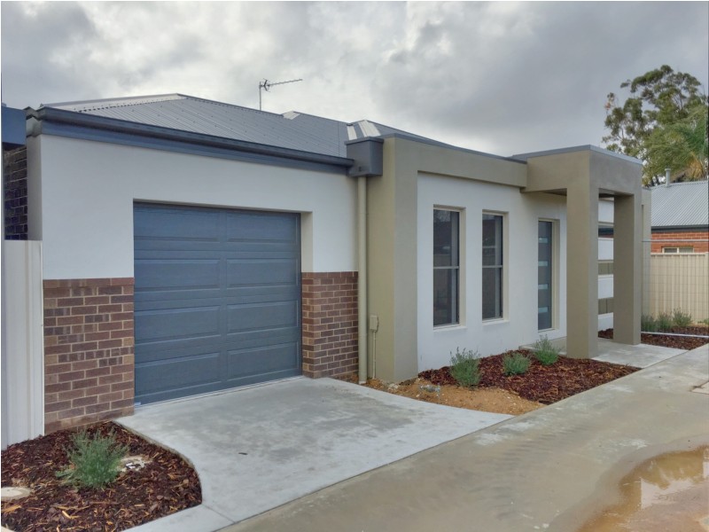 7/18 Market Garden Circuit, Epsom VIC 3551