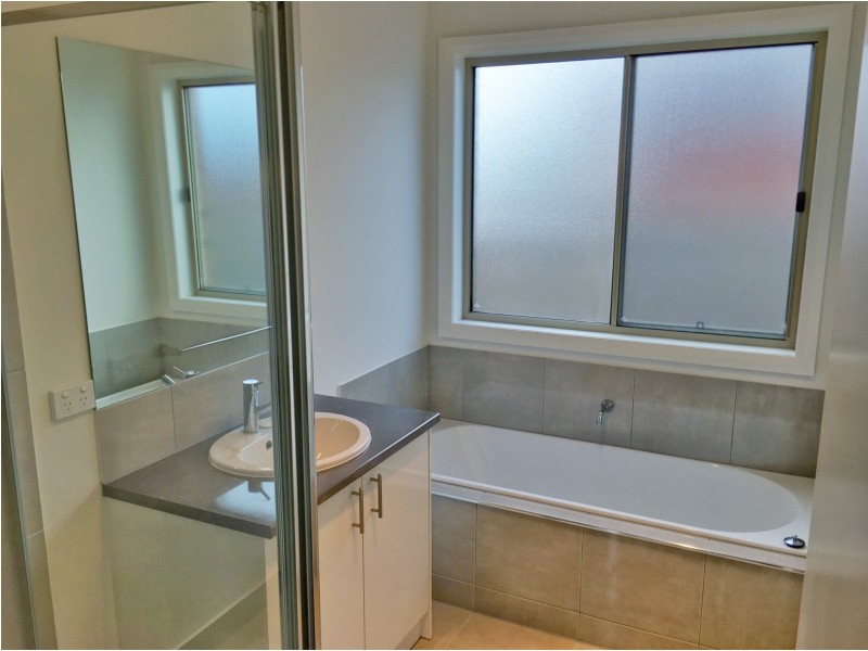 7/18 Market Garden Circuit, Epsom VIC 3551