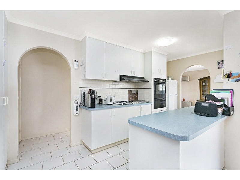 76 Browning Street, Kangaroo Flat VIC 3555