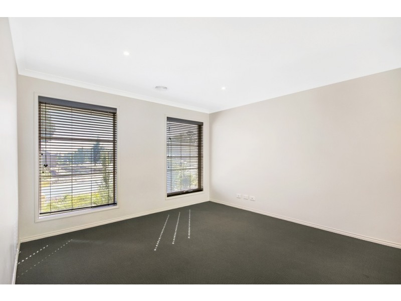 2 McConnell Drive, Junortoun VIC 3551