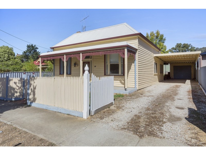 81 Thistle Street, Bendigo VIC 3550