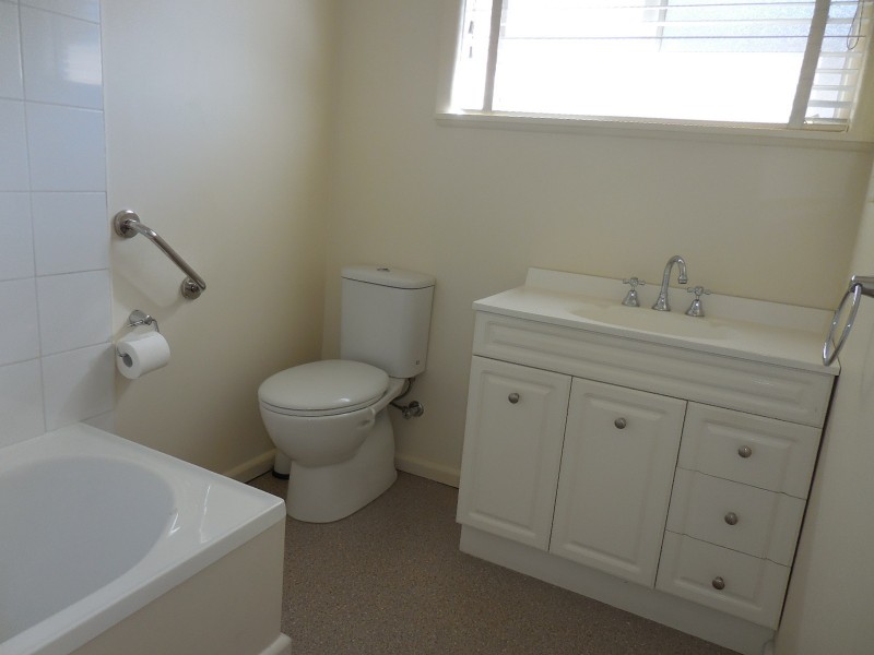 12 Beischer Street, Strathdale VIC 3550