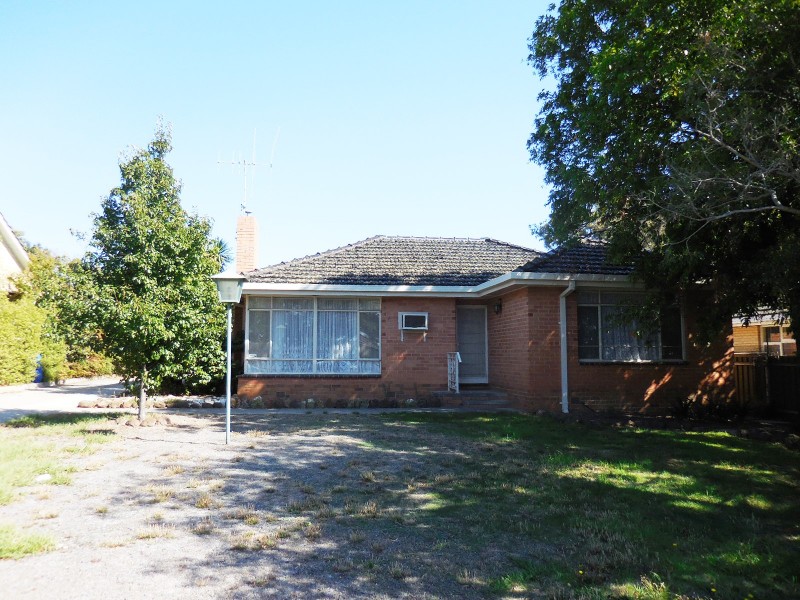 12 Beischer Street, Strathdale VIC 3550