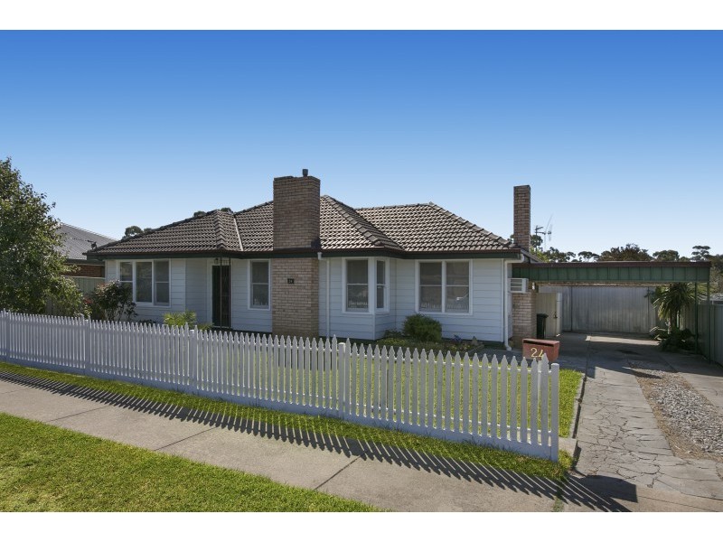 24 Wesley Street, Kangaroo Flat VIC 3555