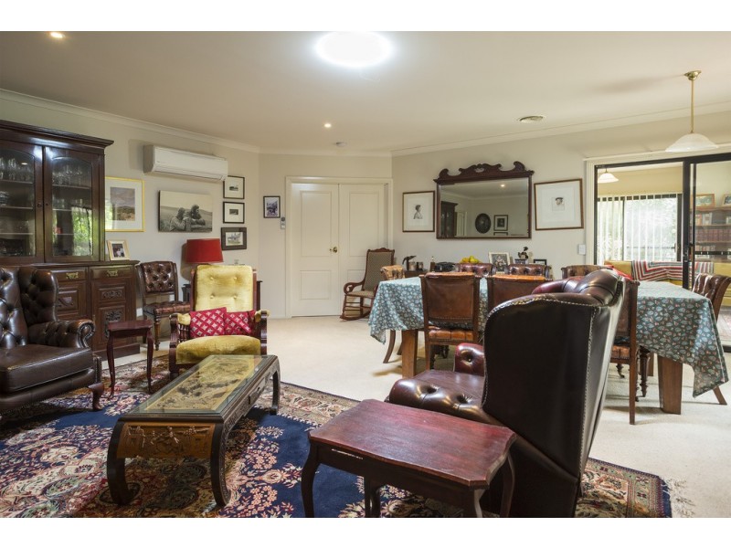 3 Birch Grove, Strathdale VIC 3550