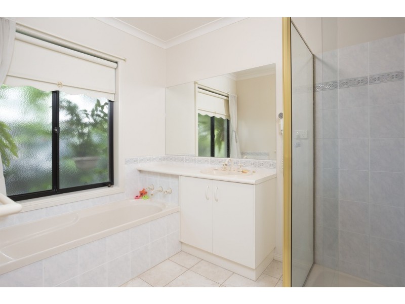 3 Birch Grove, Strathdale VIC 3550