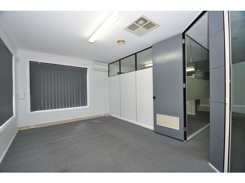 75 High Street, Kangaroo Flat VIC 3555