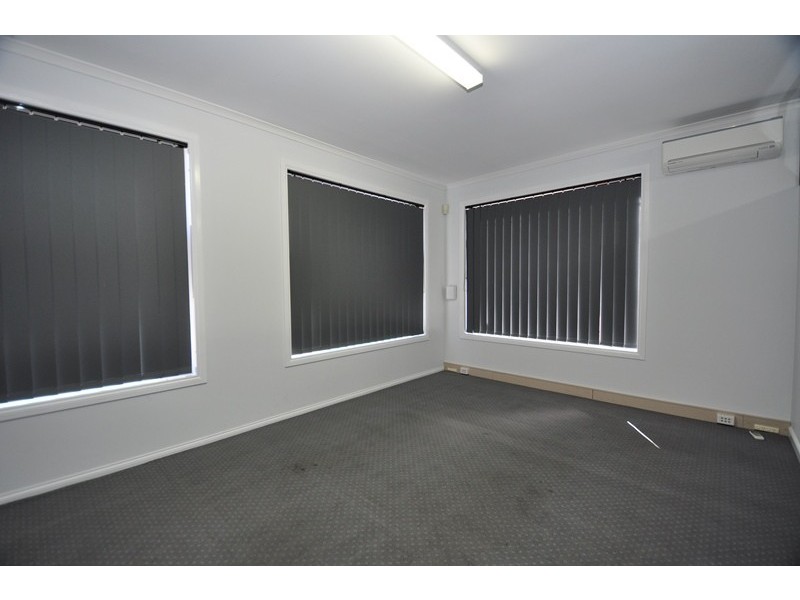 75 High Street, Kangaroo Flat VIC 3555