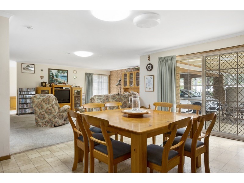 7 Biggs Court, Flora Hill VIC 3550