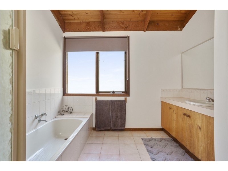 80 Windle Lane, Strathfieldsaye VIC 3551