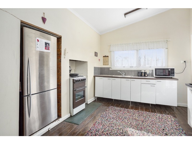 85 Honeysuckle Street, Bendigo VIC 3550