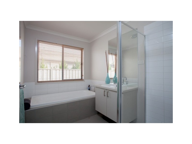 15 Cooba Drive, Epsom VIC 3551