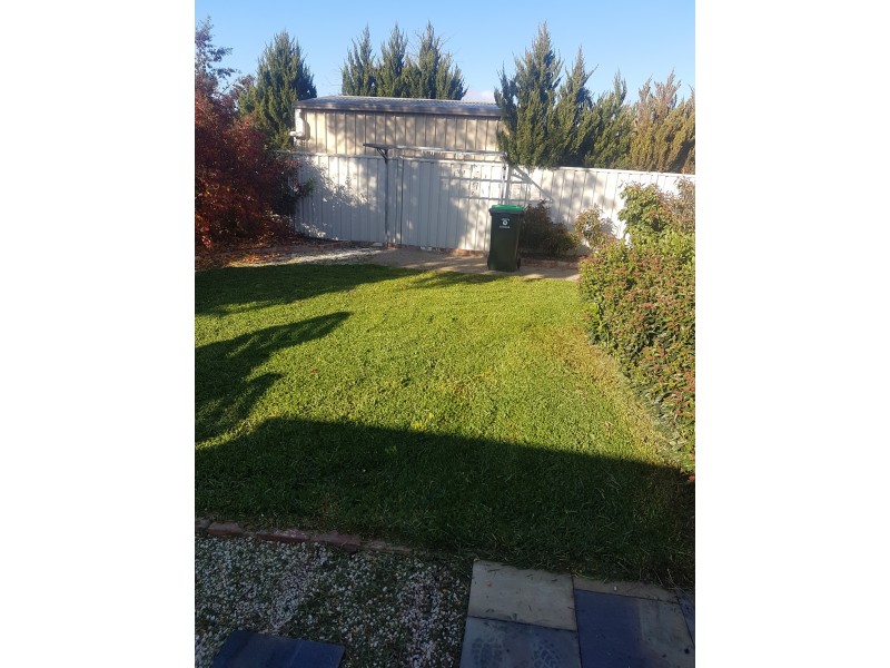 15 Cooba Drive, Epsom VIC 3551