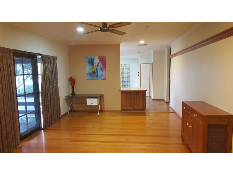 163 Edwards Road, Kennington VIC 3550