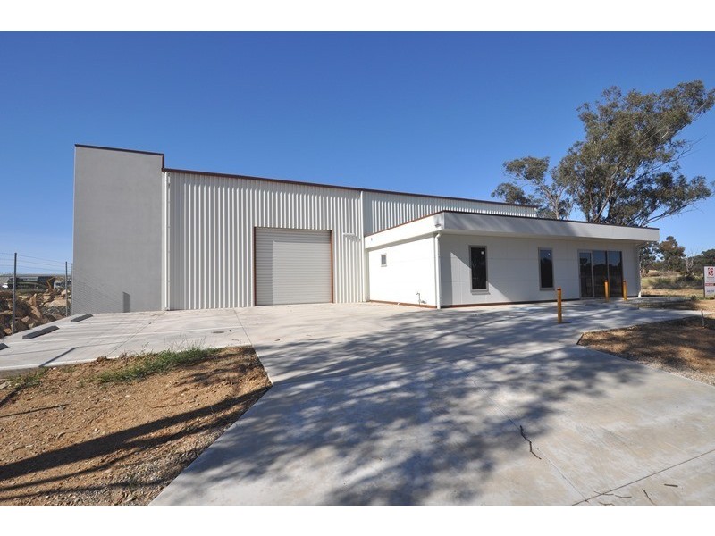 62-64 Victa Road, East Bendigo VIC 3550