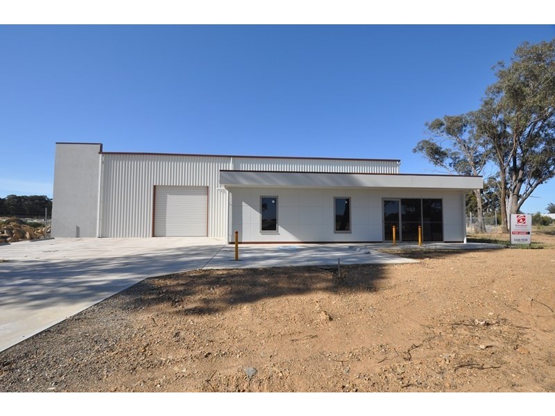62-64 Victa Road, East Bendigo VIC 3550