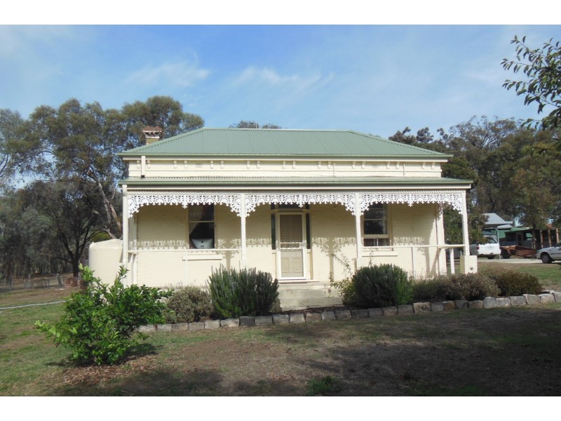 23 Goldsmiths Road, Eaglehawk VIC 3556