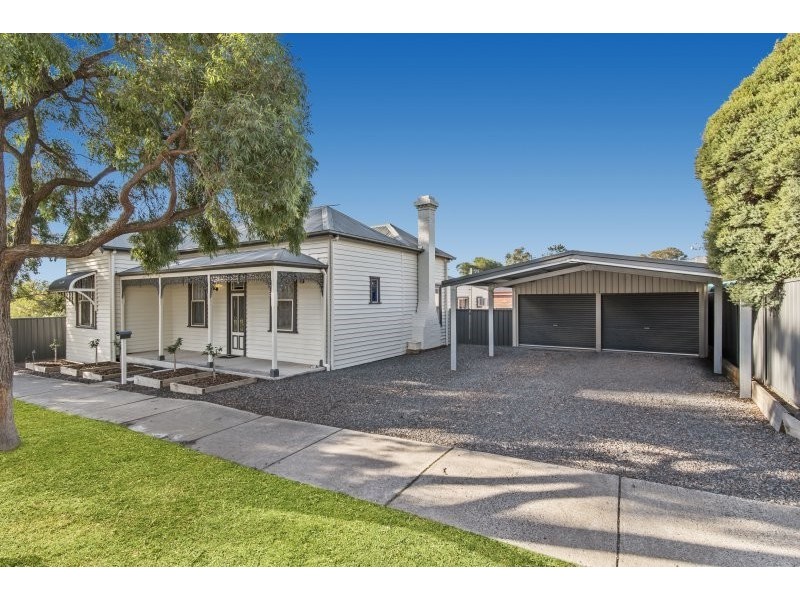 26 Reverie Street, Long Gully VIC 3550