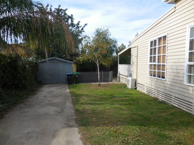 44 Booth Street, Golden Square VIC 3555