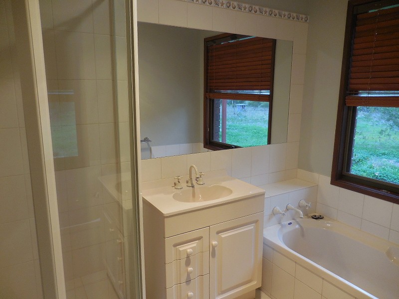 6 Nation Court, Ascot VIC 3551