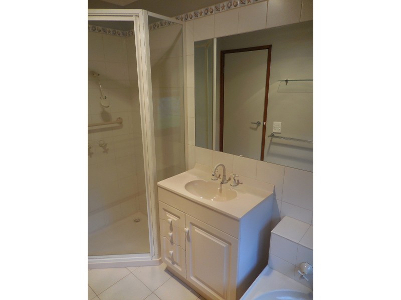 6 Nation Court, Ascot VIC 3551