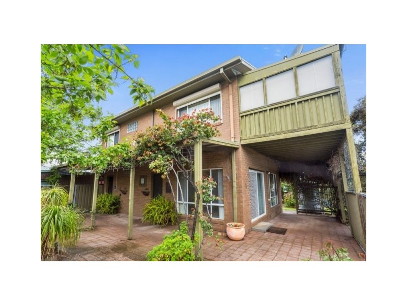 67 Honeysuckle Street, Bendigo VIC 3550