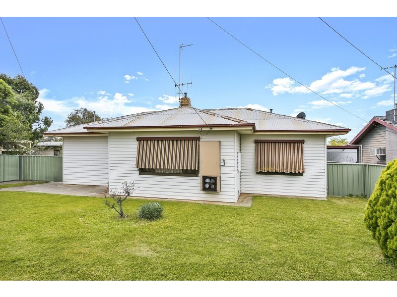 25 Green Street, California Gully VIC 3556