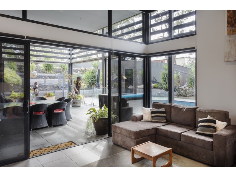 106 Mackenzie Street West, Golden Square VIC 3555