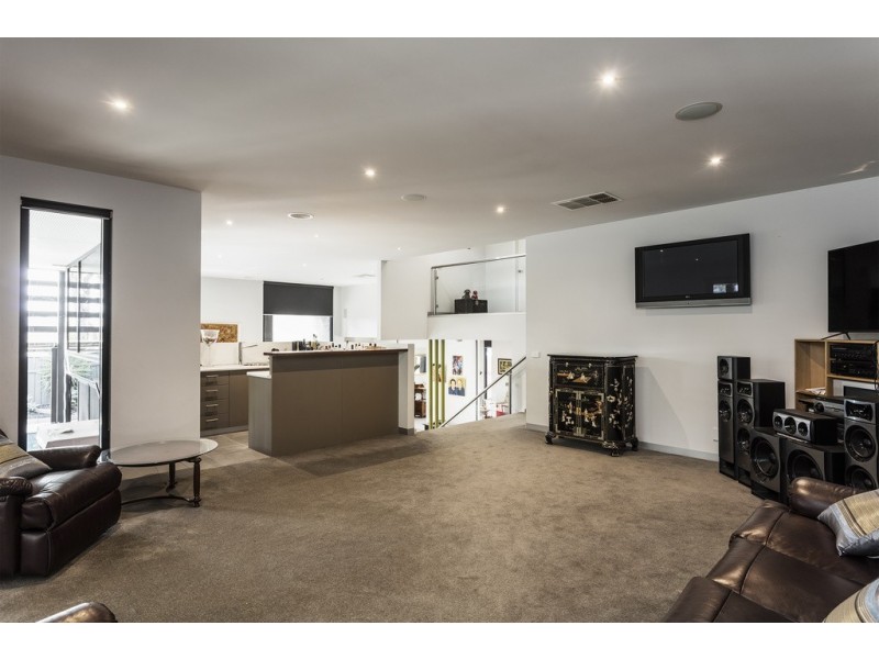 106 Mackenzie Street West, Golden Square VIC 3555