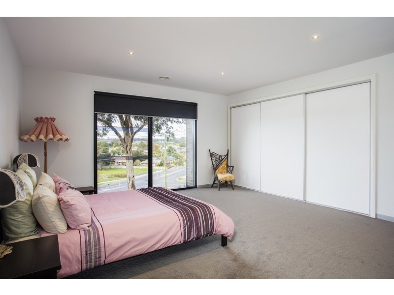 106 Mackenzie Street West, Golden Square VIC 3555