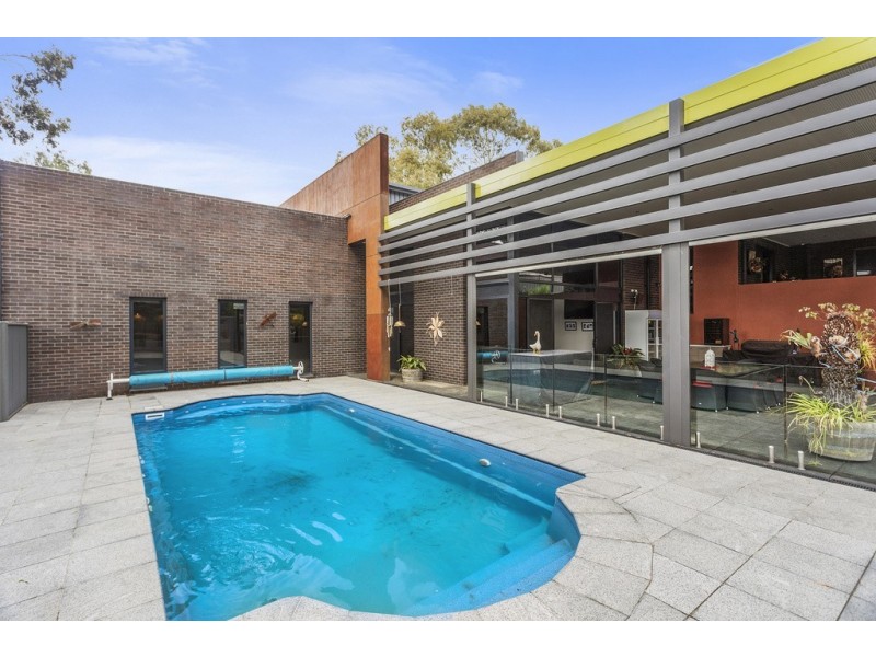 106 Mackenzie Street West, Golden Square VIC 3555