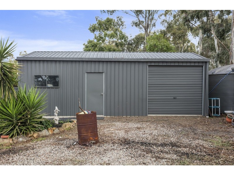 106 Mackenzie Street West, Golden Square VIC 3555