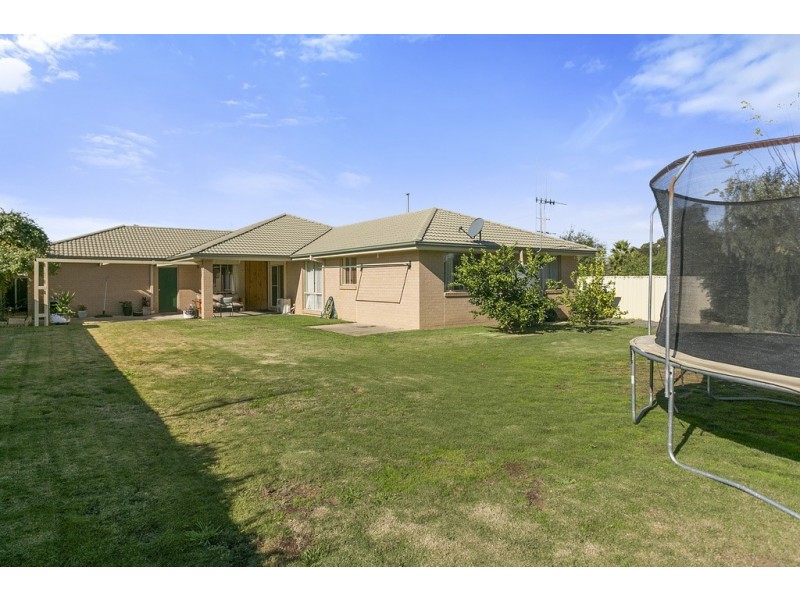 4 Glenwill Drive, Epsom VIC 3551