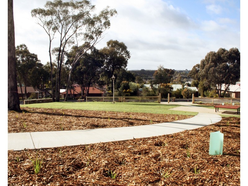 134-166 Aspinall St, Golden Square VIC 3555