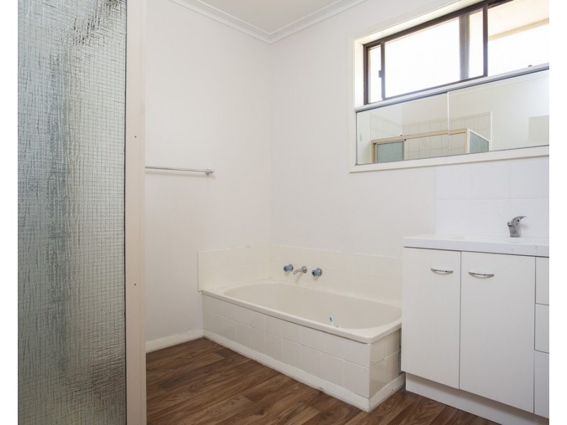 41 Marshall Cres, Kennington VIC 3550