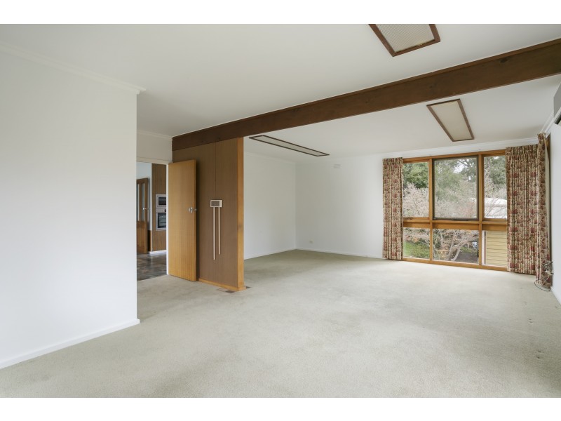 80 Retreat Road, Spring Gully VIC 3550