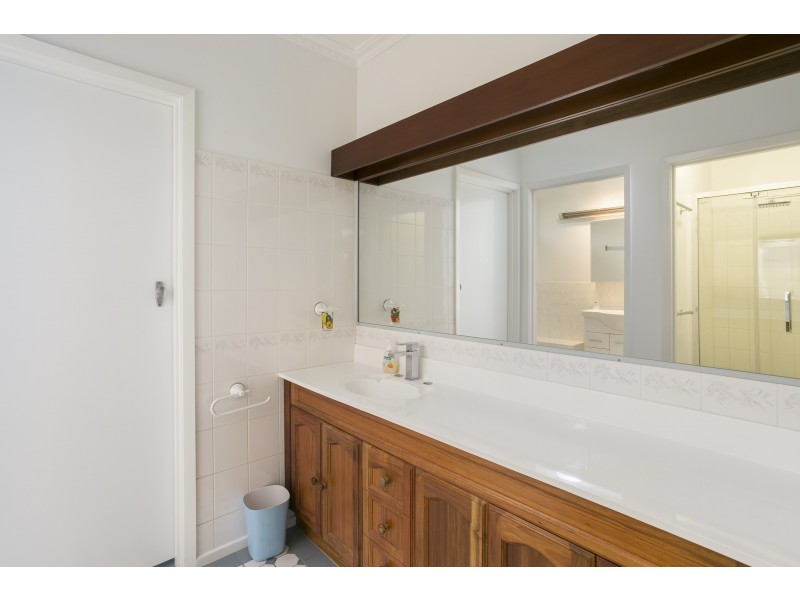 80 Retreat Road, Spring Gully VIC 3550