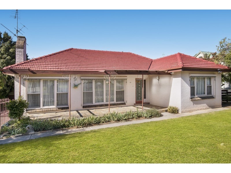23 Spring Gully Road, Quarry Hill VIC 3550