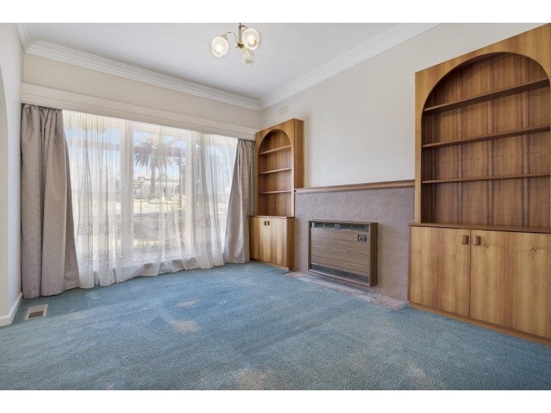 23 Spring Gully Road, Quarry Hill VIC 3550