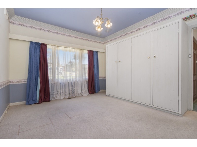 23 Spring Gully Road, Quarry Hill VIC 3550