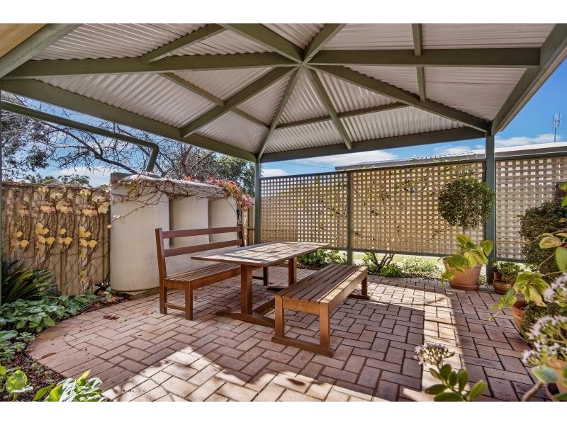 33 Hope Street, Kangaroo Flat VIC 3555