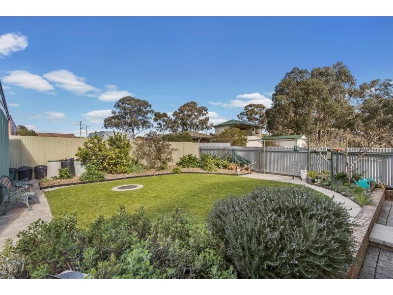 33 Hope Street, Kangaroo Flat VIC 3555