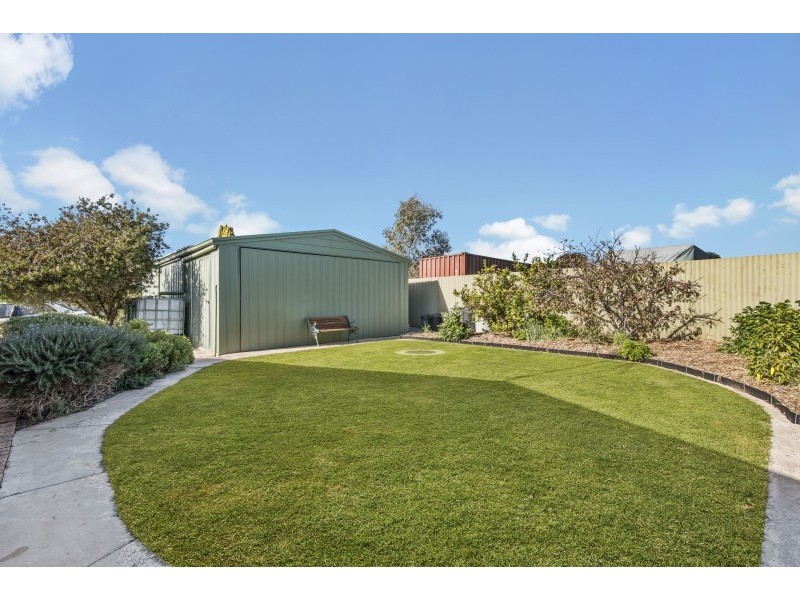33 Hope Street, Kangaroo Flat VIC 3555