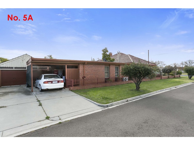 5 & 5A Alder Street, Kangaroo Flat VIC 3555