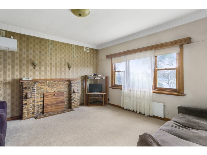5 & 5A Alder Street, Kangaroo Flat VIC 3555