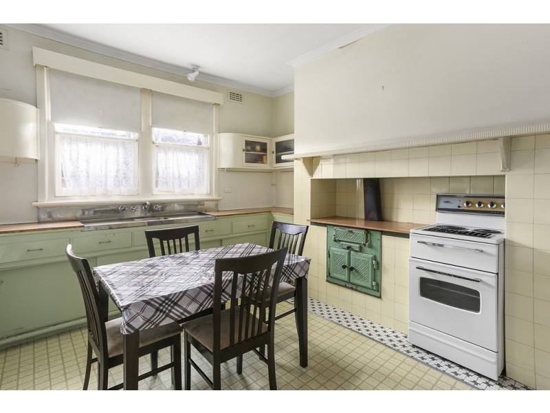 5 & 5A Alder Street, Kangaroo Flat VIC 3555