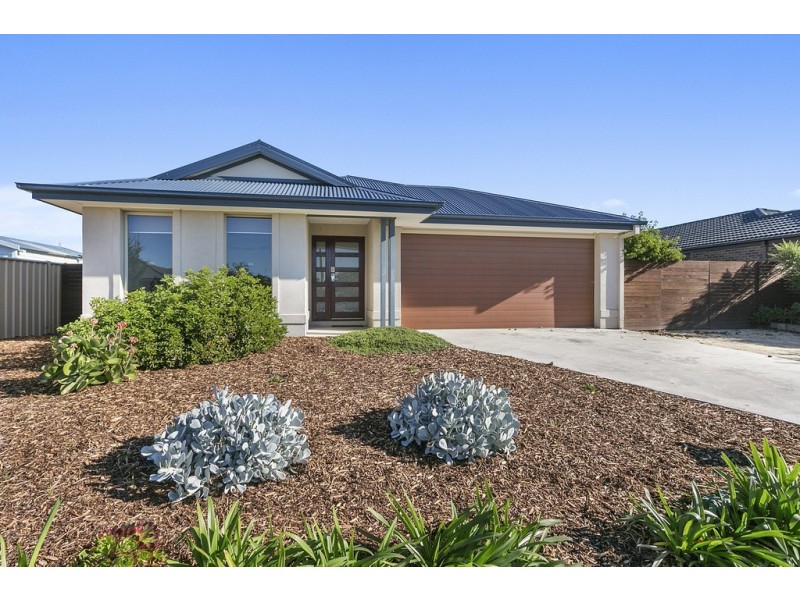 68 Bassett Drive, Strathfieldsaye VIC 3551