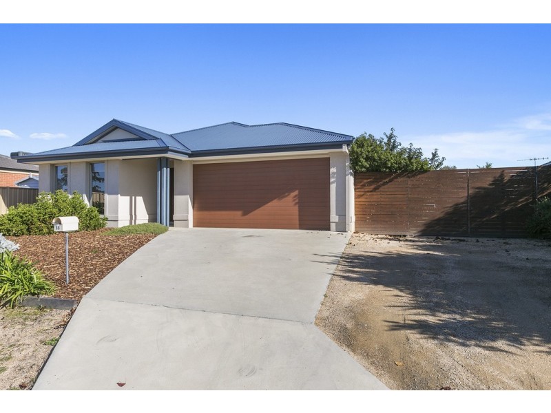 68 Bassett Drive, Strathfieldsaye VIC 3551