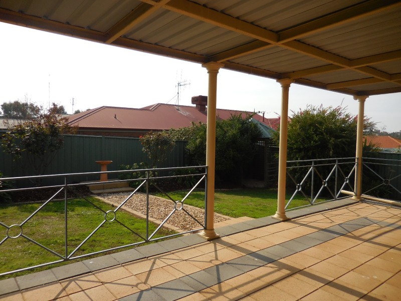 183 Lloyd Street, Strathdale VIC 3550
